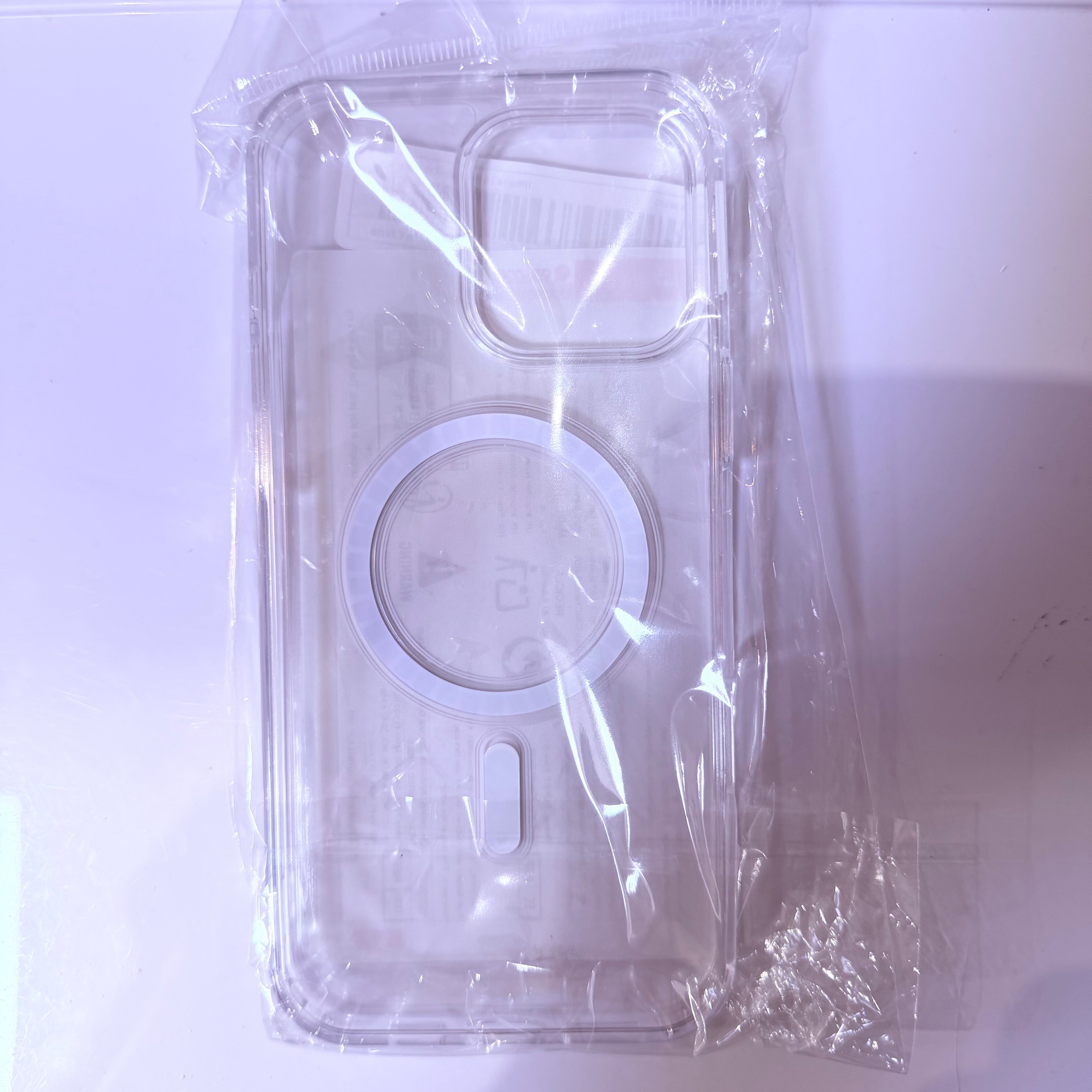 Coque transparente avec MagSafe